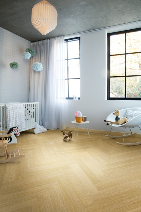 LVT QUICK-STEP PRISTINE Дуб безмятежный натуральный средний 33кл. 2,5мм (48шт/4,582м2)